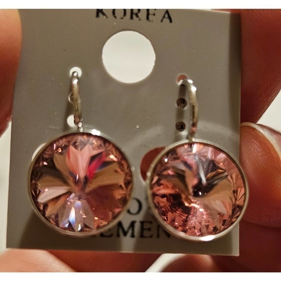 NEW! Swarovski Element Earrings Small med light pink Party, Weddings, Work,Simp… - Picture 3 of 5